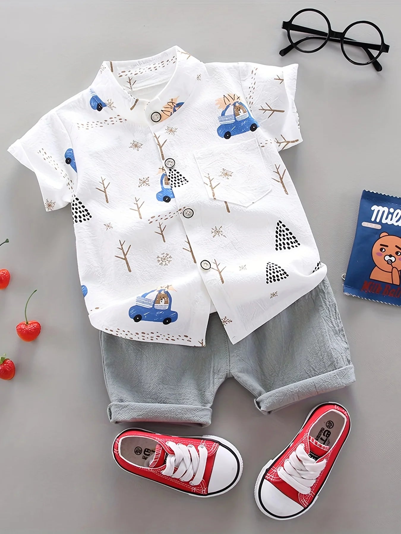 Baby Bubble infant and toddler summer bear print 2-piece clothing set, lightweight and comfortable for warm weather.