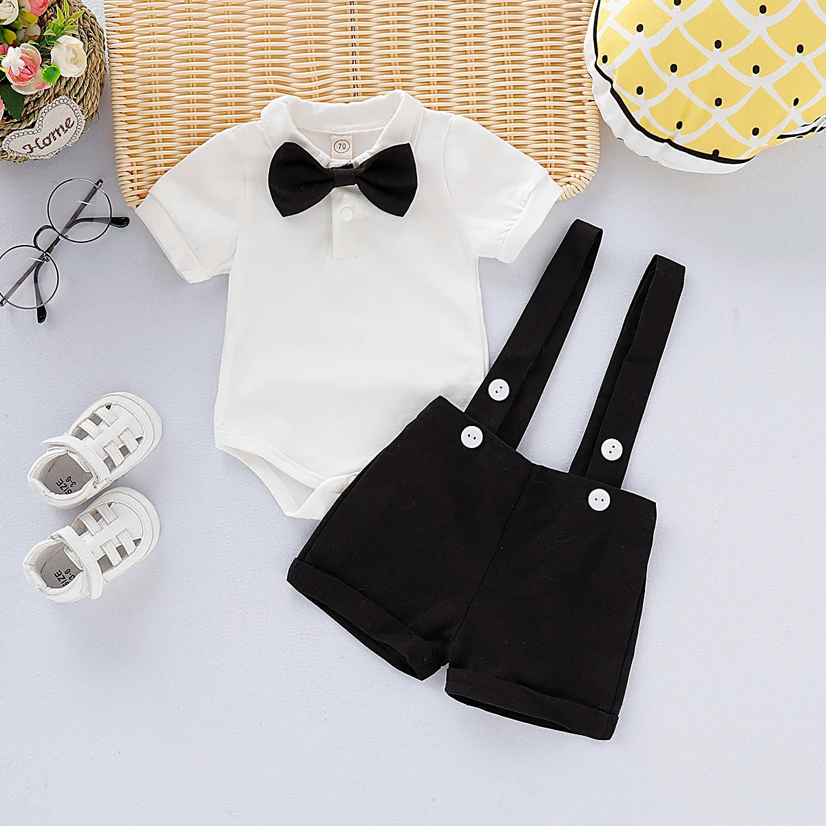 Baby Bubble newborn boy romper with a bowtie, summer set for 0-24 months, featuring a stylish and comfortable design for little boys.