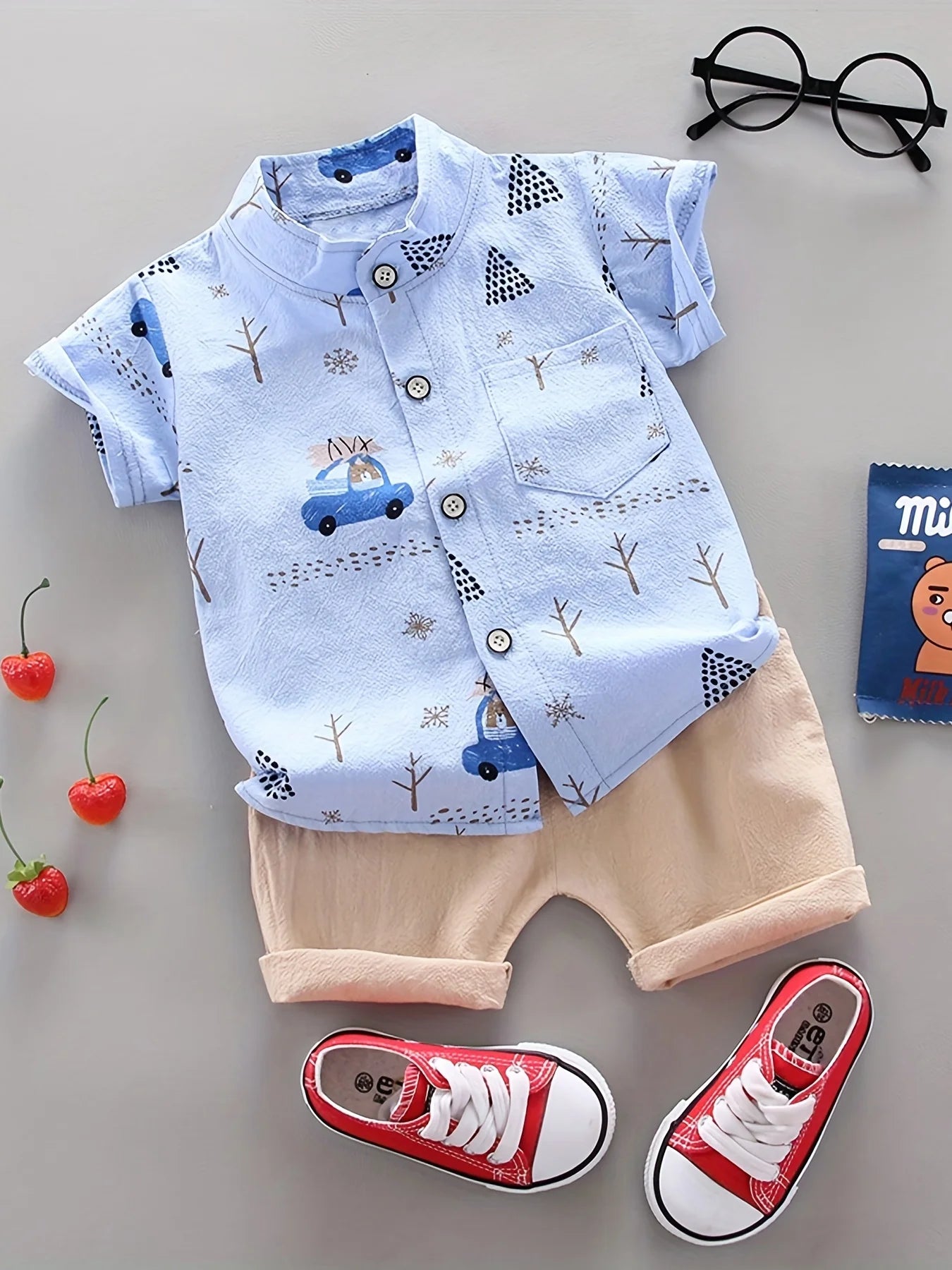 Baby Bubble infant and toddler summer bear print 2-piece clothing set with short sleeves and shorts, perfect for warm weather.