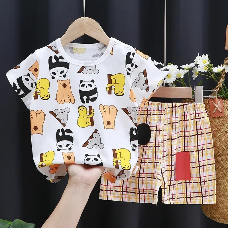 Baby Bubble cartoon print contrast T-shirt and shorts set, colorful and playful, perfect for kids' casual summer wear.