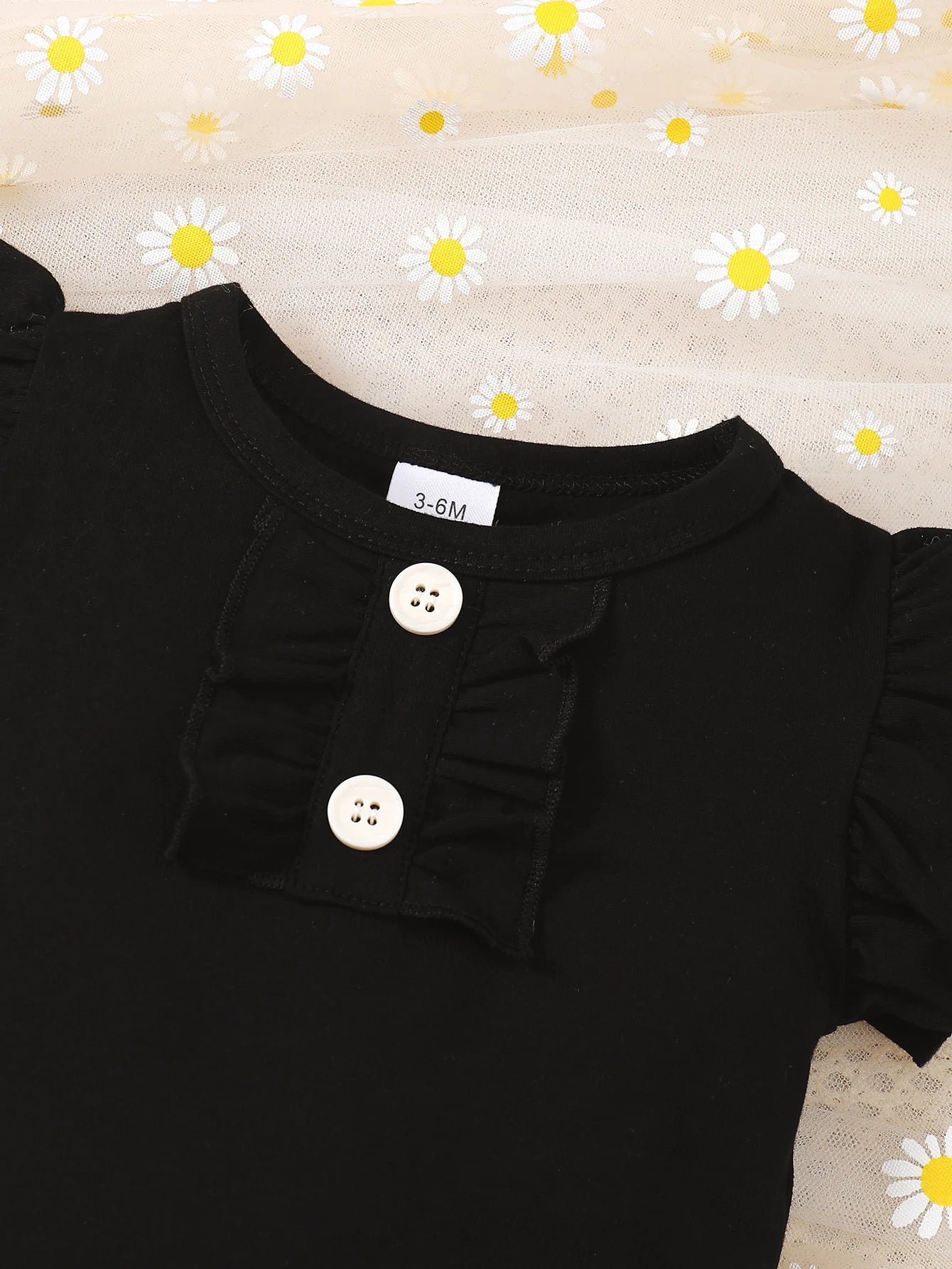 Baby Bubble summer baby jumpsuit set featuring a playful leopard print, perfect for warm weather and comfortable play.